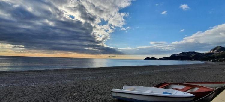 Casa Vacanze A Milorda เลโตยานนี ภายนอก รูปภาพ