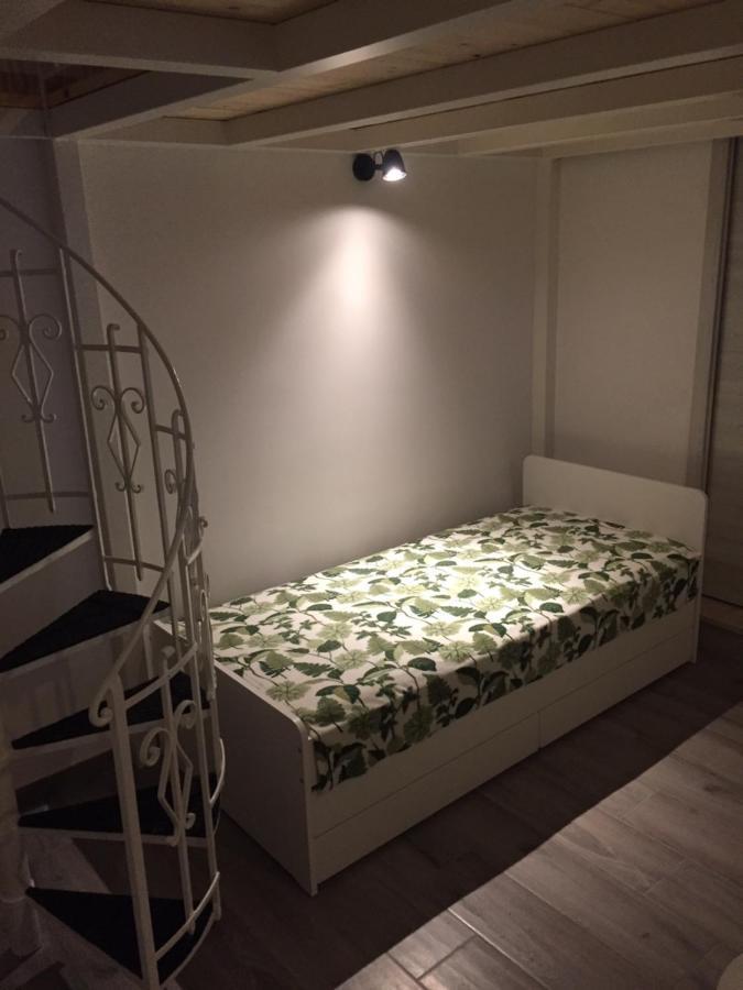 Casa Vacanze A Milorda เลโตยานนี ภายนอก รูปภาพ