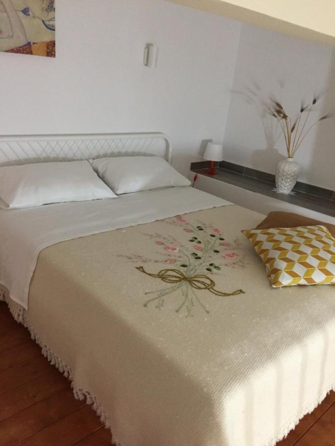 Casa Vacanze A Milorda เลโตยานนี ภายนอก รูปภาพ